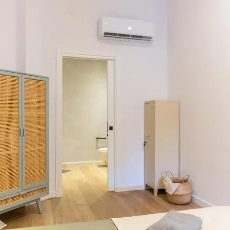 Mestalla Flats By Nomad Host Valencia Exterior photo