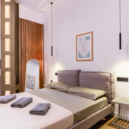 Mestalla Flats By Nomad Host Valencia Exterior photo
