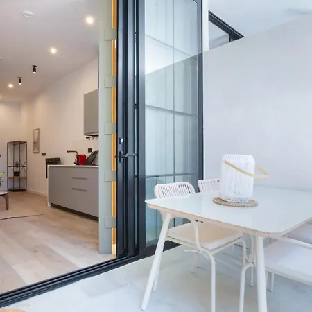 Mestalla Flats By Nomad Host Valencia Exterior photo